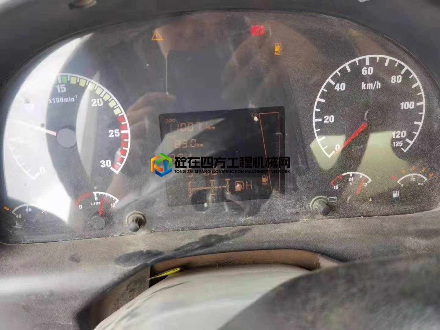 https://images.tongzsf.com/tong/truck_machine/20210705/160e26e97d6f3b.jpg