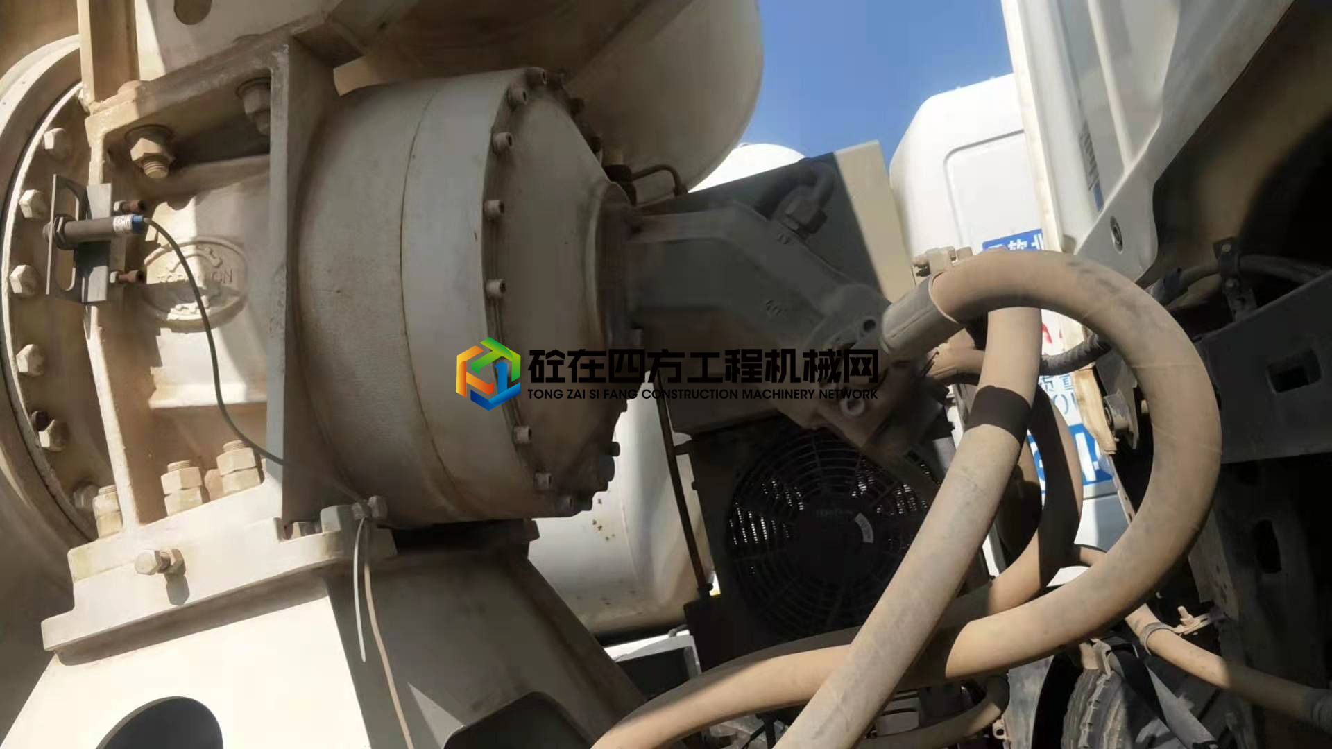https://images.tongzsf.com/tong/truck_machine/20210706/160e429aac5eff.jpg