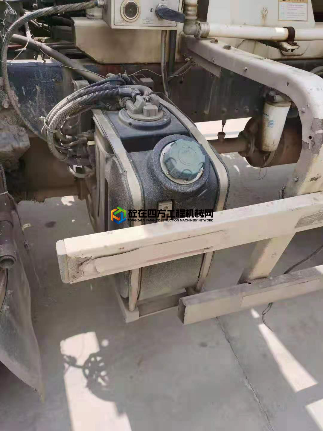 https://images.tongzsf.com/tong/truck_machine/20210707/160e56e91c7366.jpg