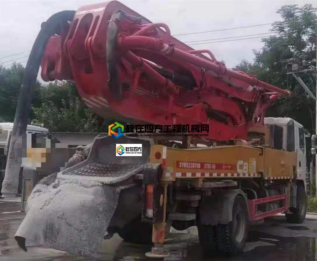 https://images.tongzsf.com/tong/truck_machine/20210712/160eb98dbb0145.jpg
