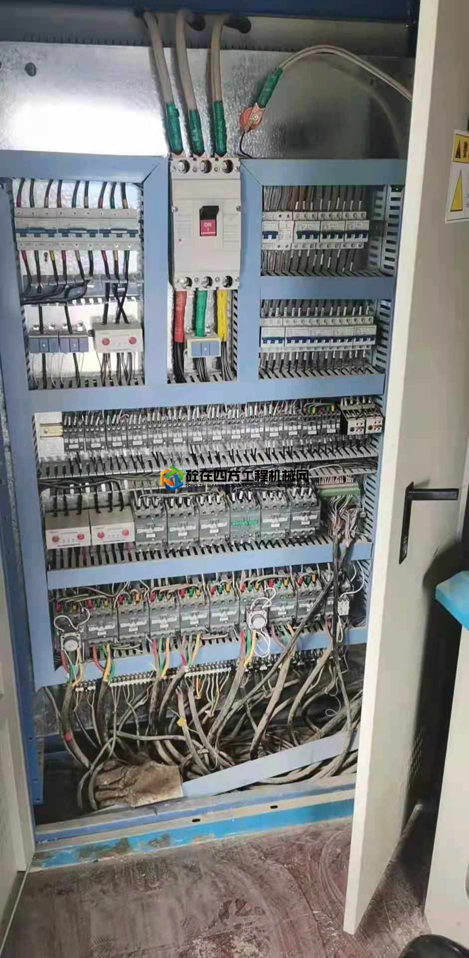 https://images.tongzsf.com/tong/truck_machine/20210714/160ee79beb2941.jpg