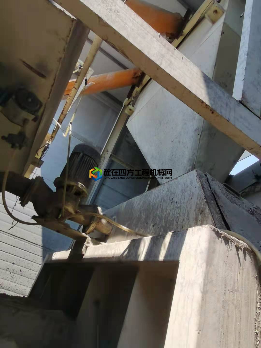 https://images.tongzsf.com/tong/truck_machine/20210714/160ee7c9265ef2.jpg