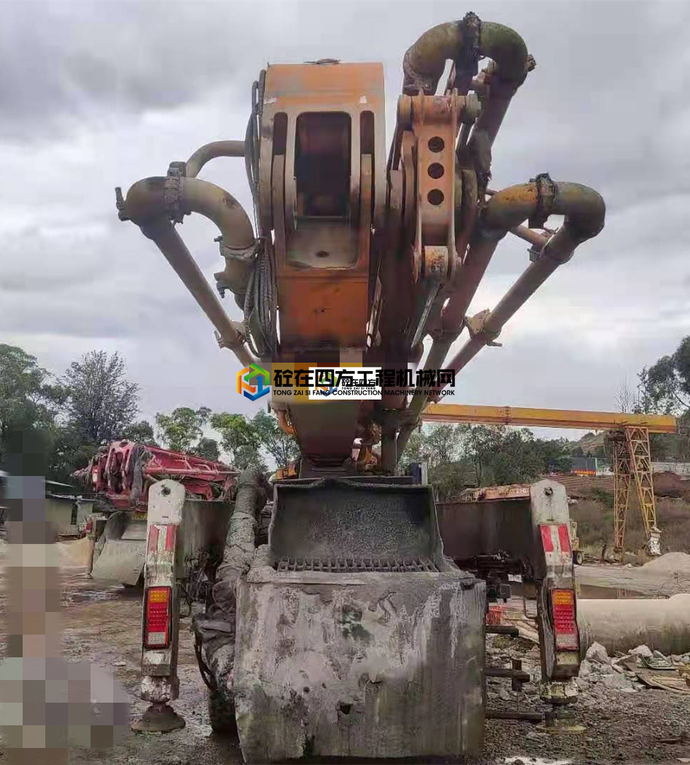 https://images.tongzsf.com/tong/truck_machine/20210714/160eea0852bdef.jpg