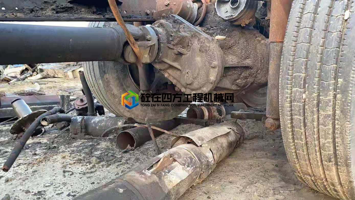 https://images.tongzsf.com/tong/truck_machine/20210715/160f001fd382b2.jpg