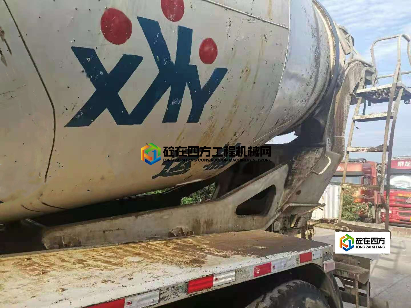 https://images.tongzsf.com/tong/truck_machine/20210716/160f0e650af659.jpg