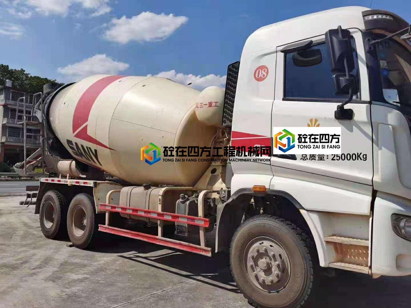 https://images.tongzsf.com/tong/truck_machine/20210717/160f22ea9b2dd8.jpg