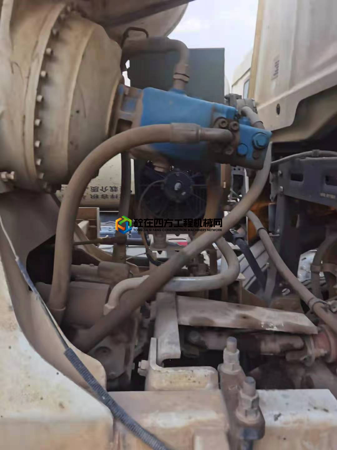 https://images.tongzsf.com/tong/truck_machine/20210720/160f624a05cf55.jpg