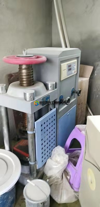 https://images.tongzsf.com/tong/truck_machine/20210720/160f64202eaf24.jpg