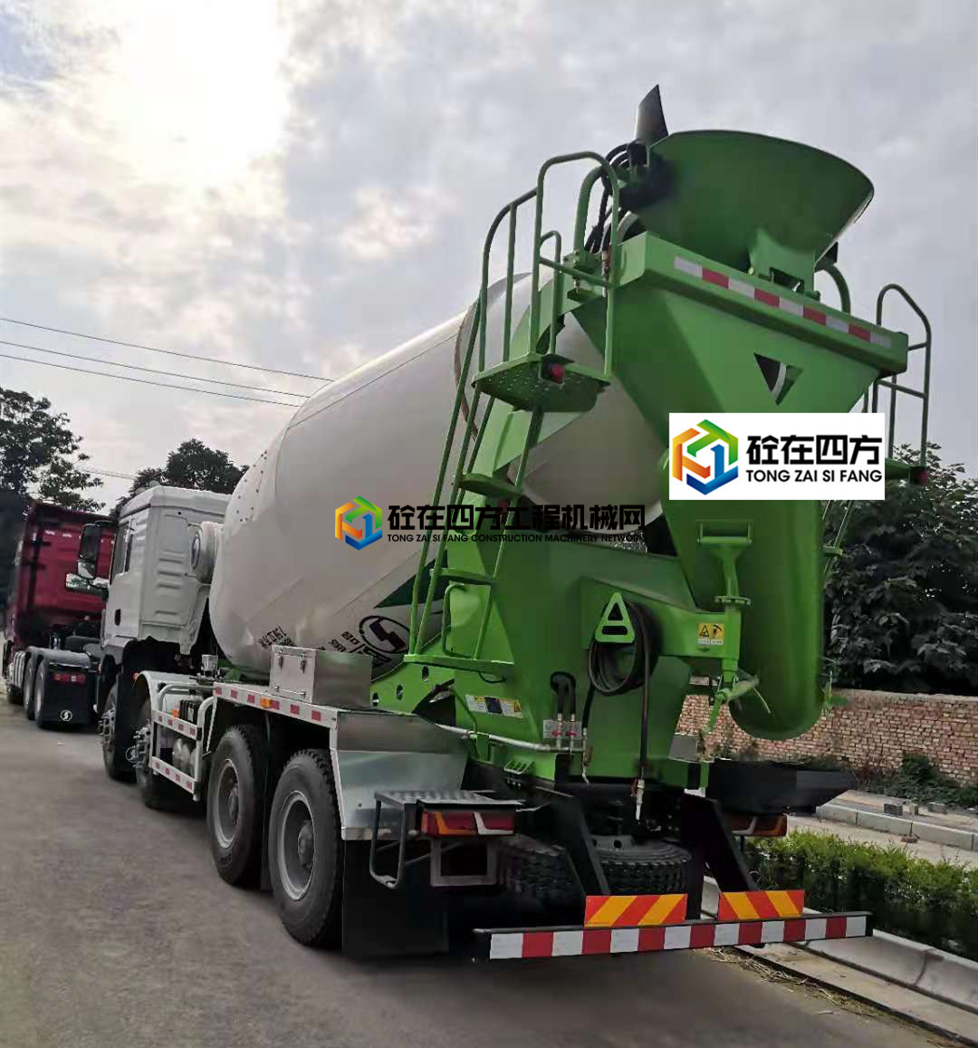 https://images.tongzsf.com/tong/truck_machine/20210721/160f77ec6a64a4.jpg