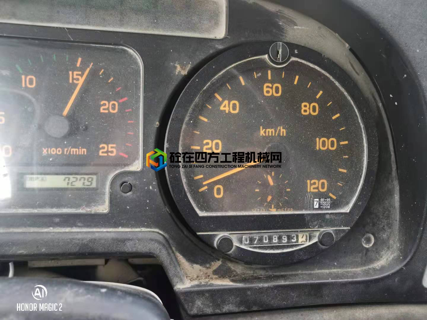 https://images.tongzsf.com/tong/truck_machine/20210721/160f78fdb05a44.jpg