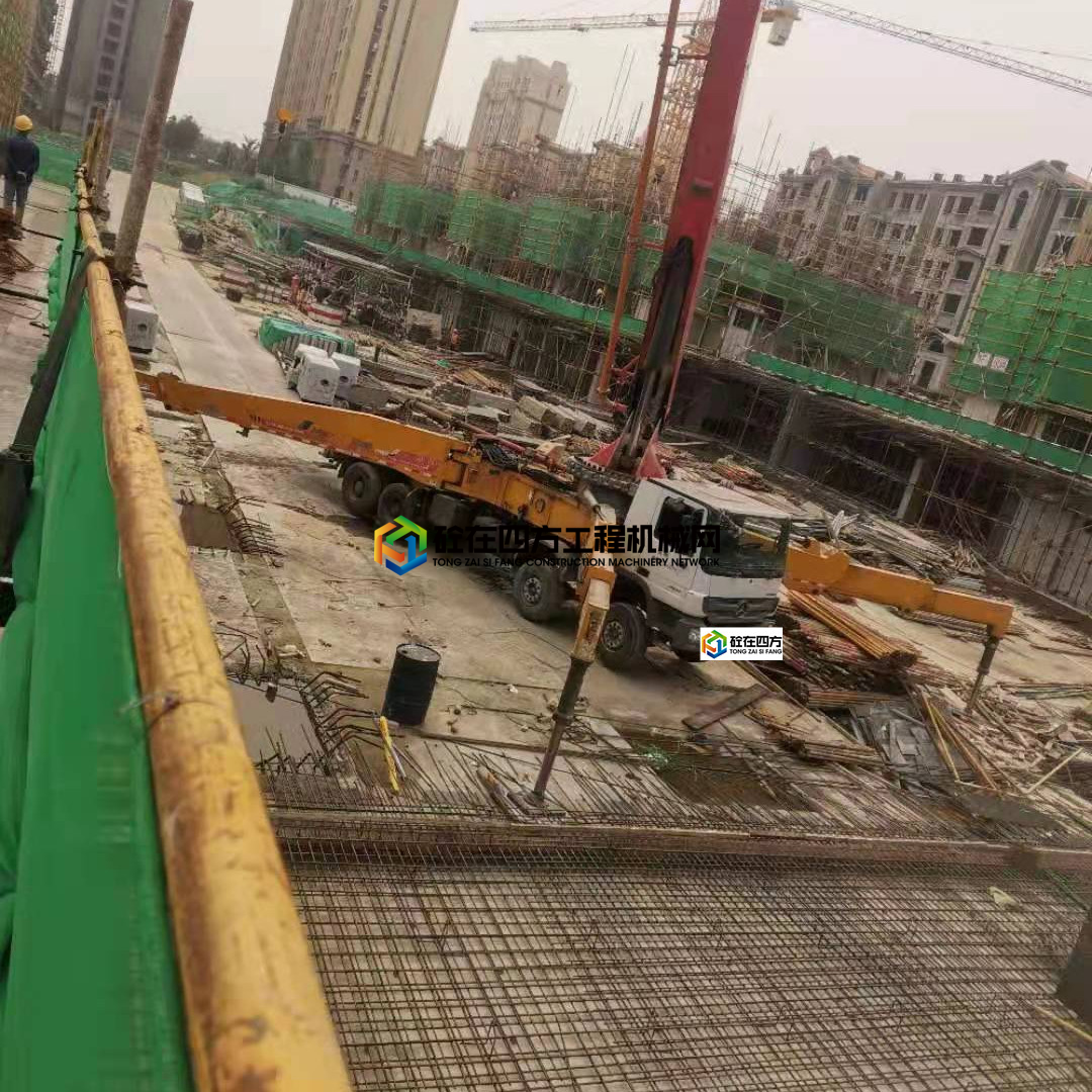 https://images.tongzsf.com/tong/truck_machine/20210721/160f7b4dc39b90.jpg