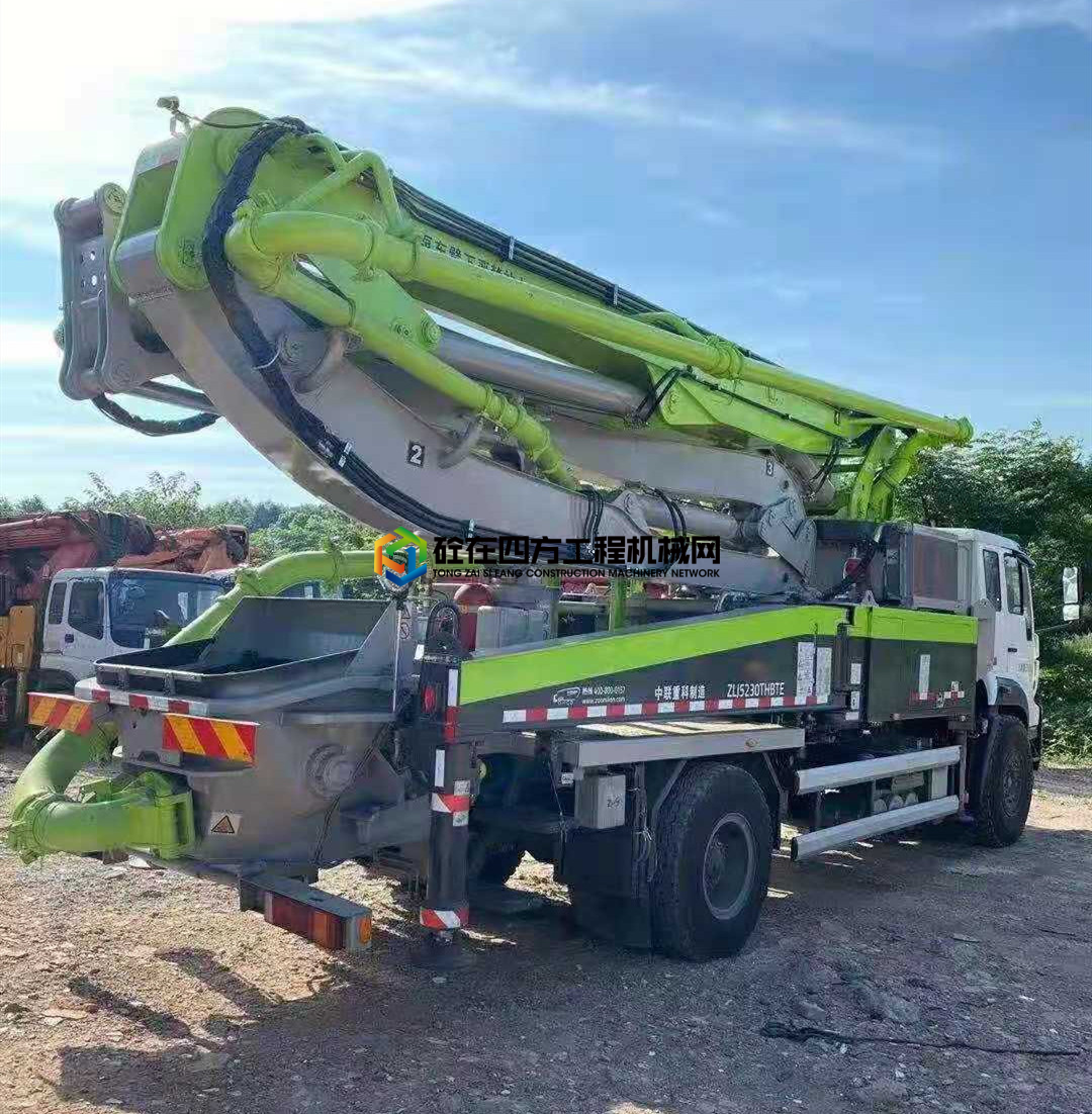 https://images.tongzsf.com/tong/truck_machine/20210721/160f7da4655bb1.jpg