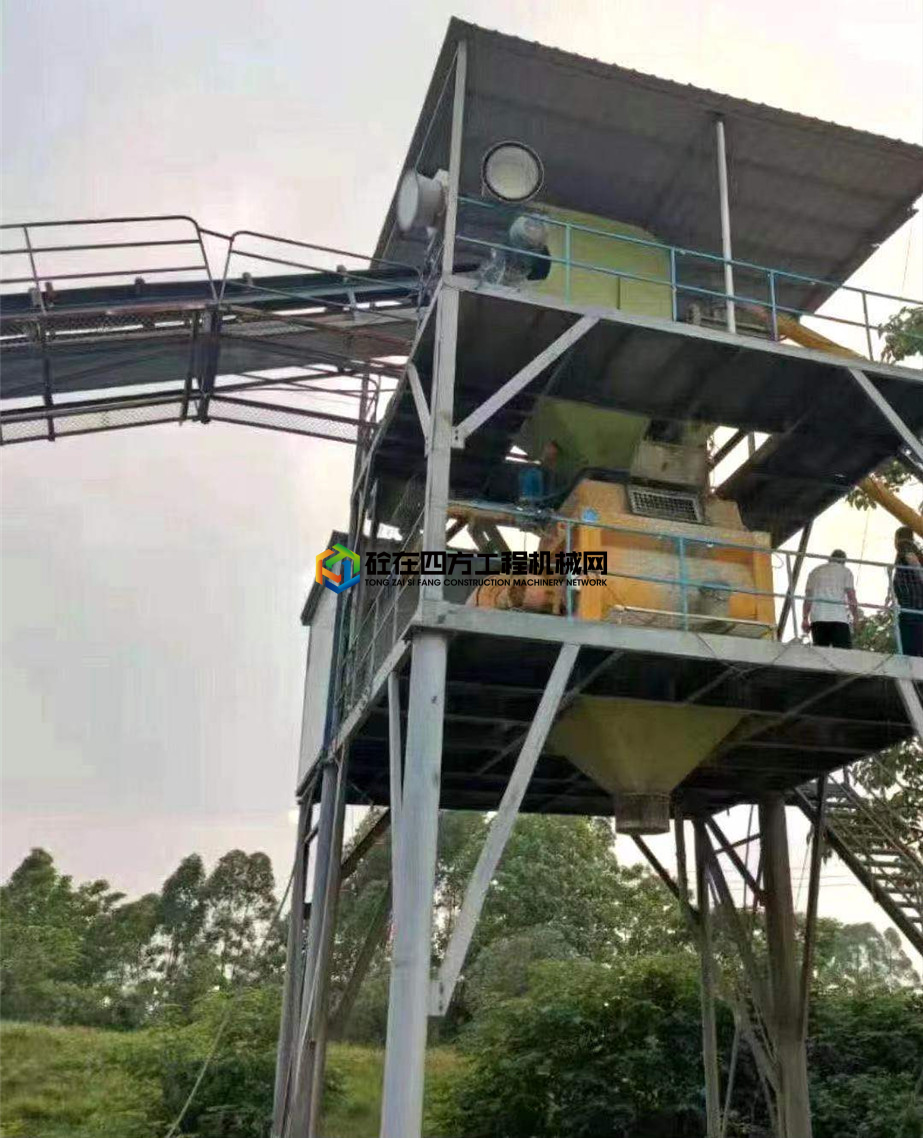 https://images.tongzsf.com/tong/truck_machine/20210721/160f7f16e63ffa.jpg