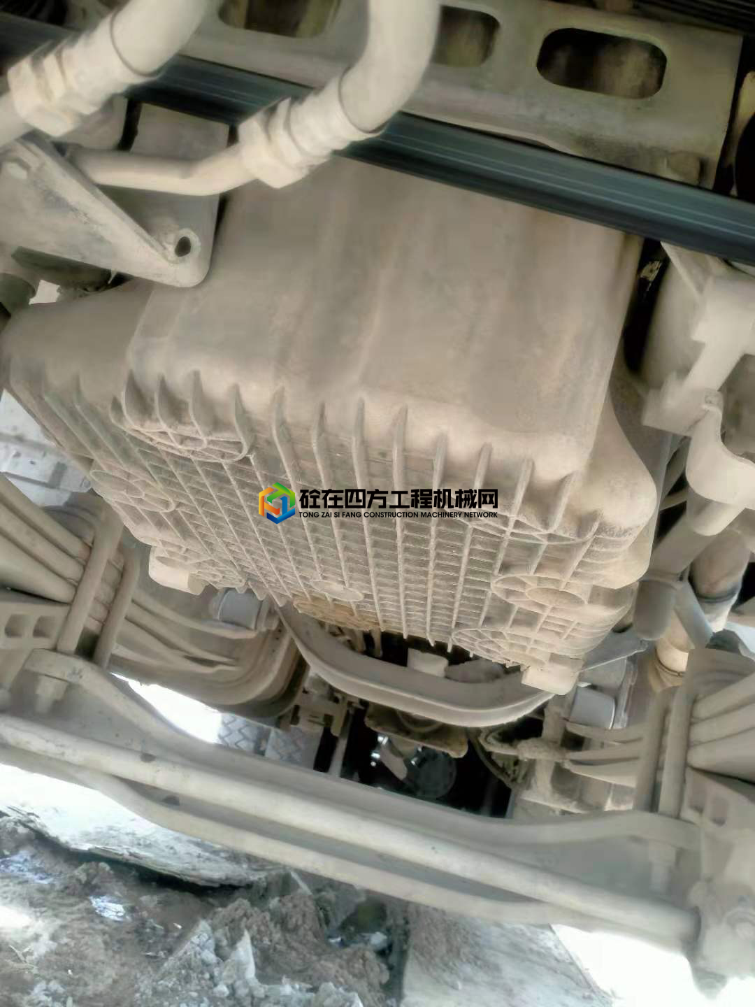 https://images.tongzsf.com/tong/truck_machine/20210722/160f8ca8bededa.jpg