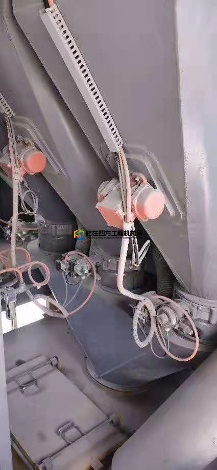 https://images.tongzsf.com/tong/truck_machine/20210726/160fe1e62ee119.jpg