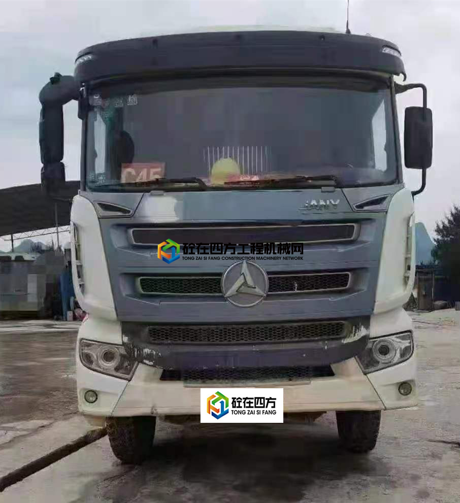 https://images.tongzsf.com/tong/truck_machine/20210726/160fe4e73b2fc2.jpg