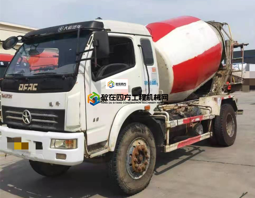 https://images.tongzsf.com/tong/truck_machine/20210729/161021dac0e58e.jpg