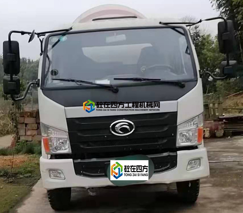 https://images.tongzsf.com/tong/truck_machine/20210729/16102619dde7fd.jpg