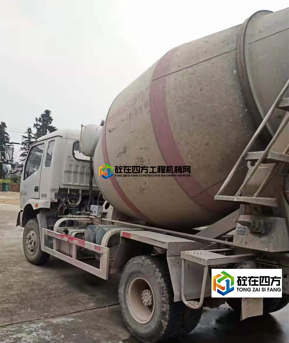 https://images.tongzsf.com/tong/truck_machine/20210729/1610261b12f0c0.jpg