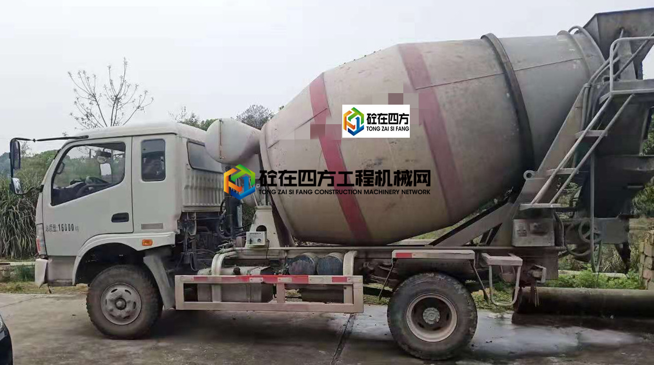 https://images.tongzsf.com/tong/truck_machine/20210729/1610261b1cc9ef.jpg