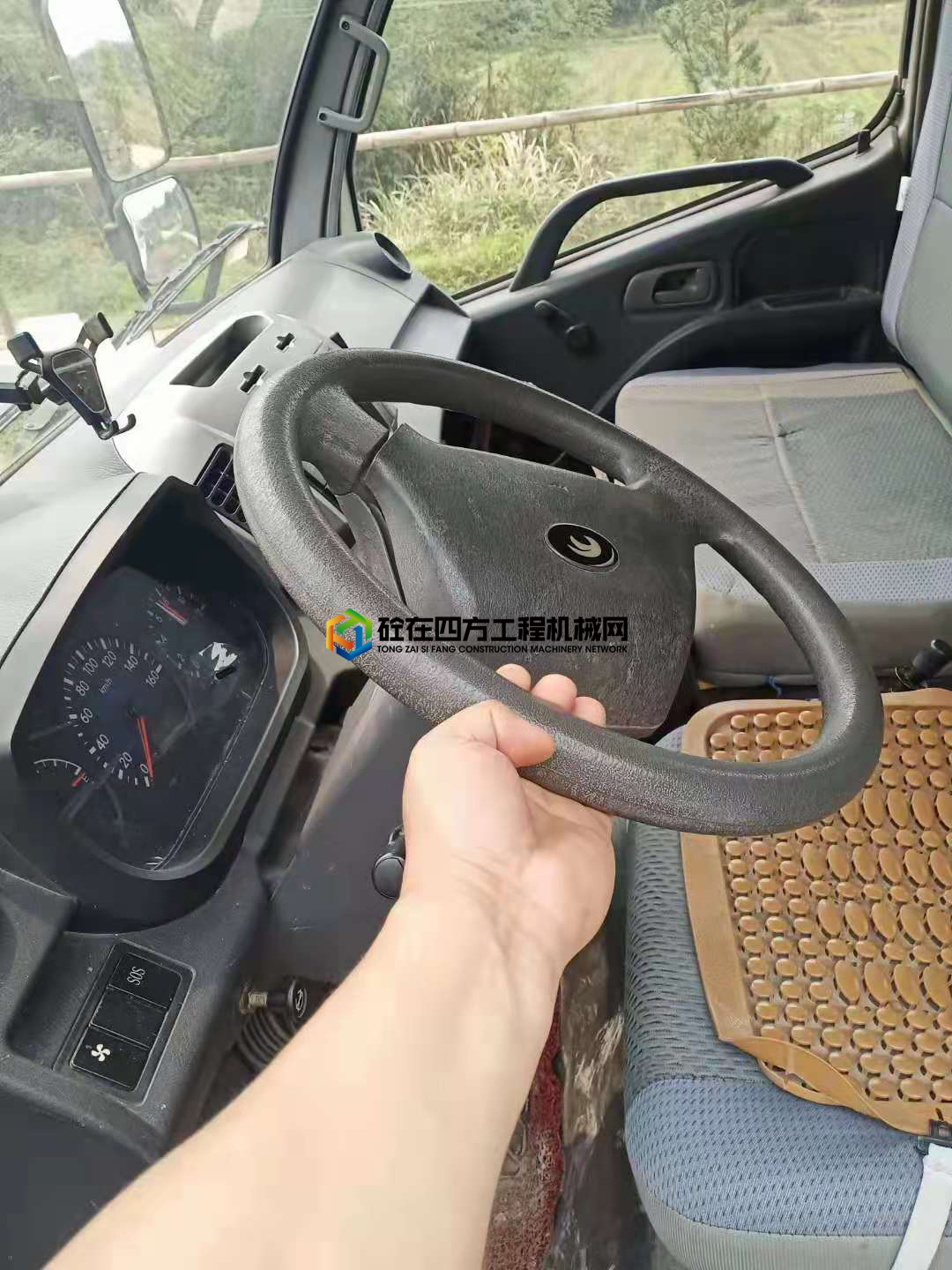 https://images.tongzsf.com/tong/truck_machine/20210729/1610261b450f48.jpg