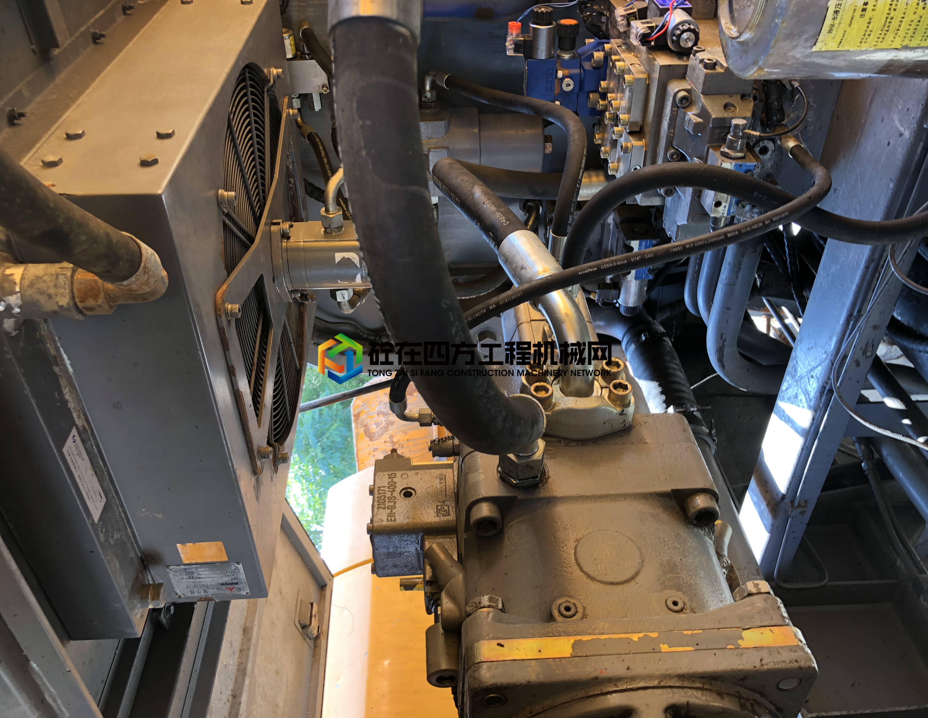 https://images.tongzsf.com/tong/truck_machine/20210729/16102703b77cba.jpg