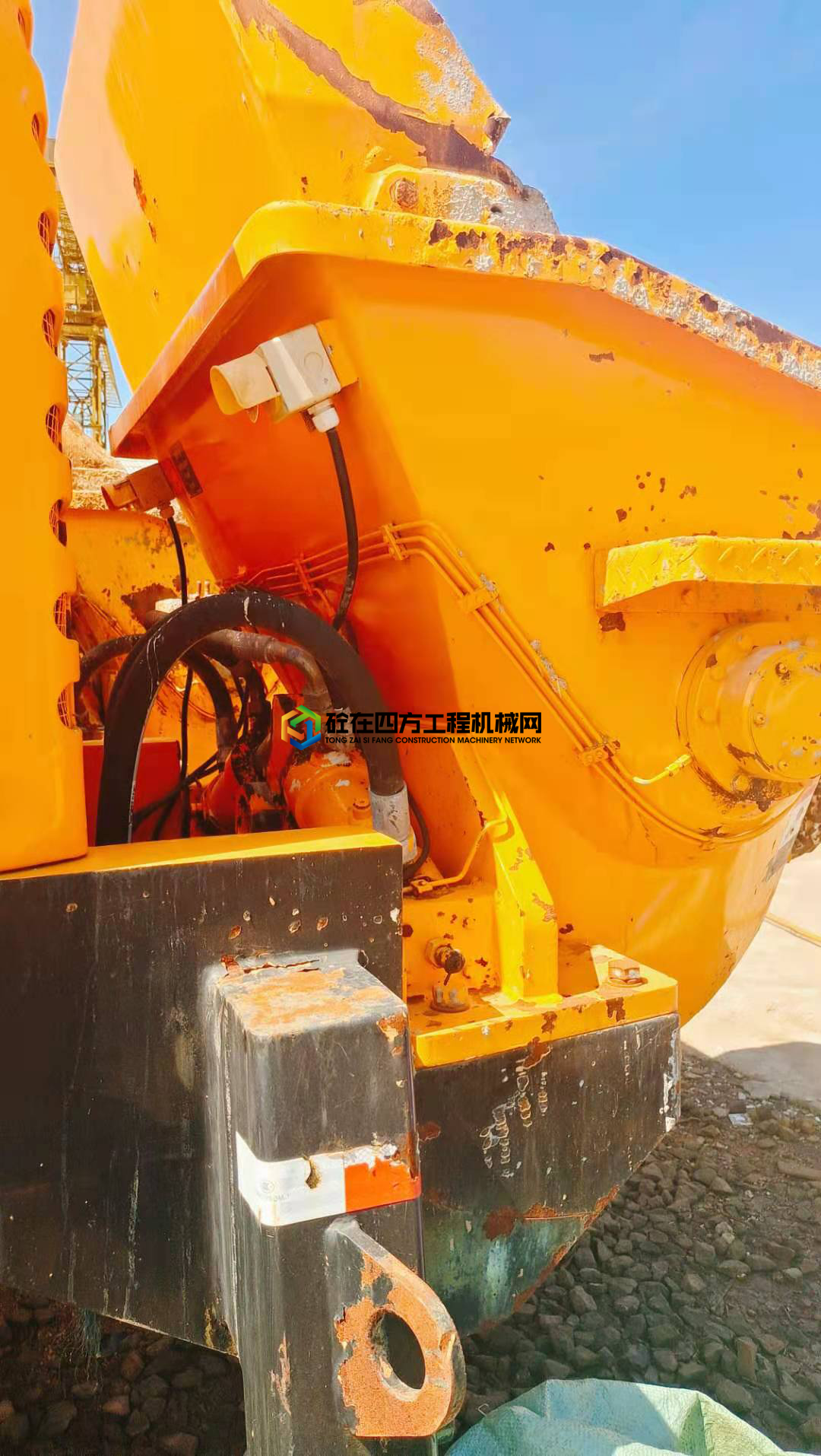 https://images.tongzsf.com/tong/truck_machine/20210730/16103b54f10a53.jpg
