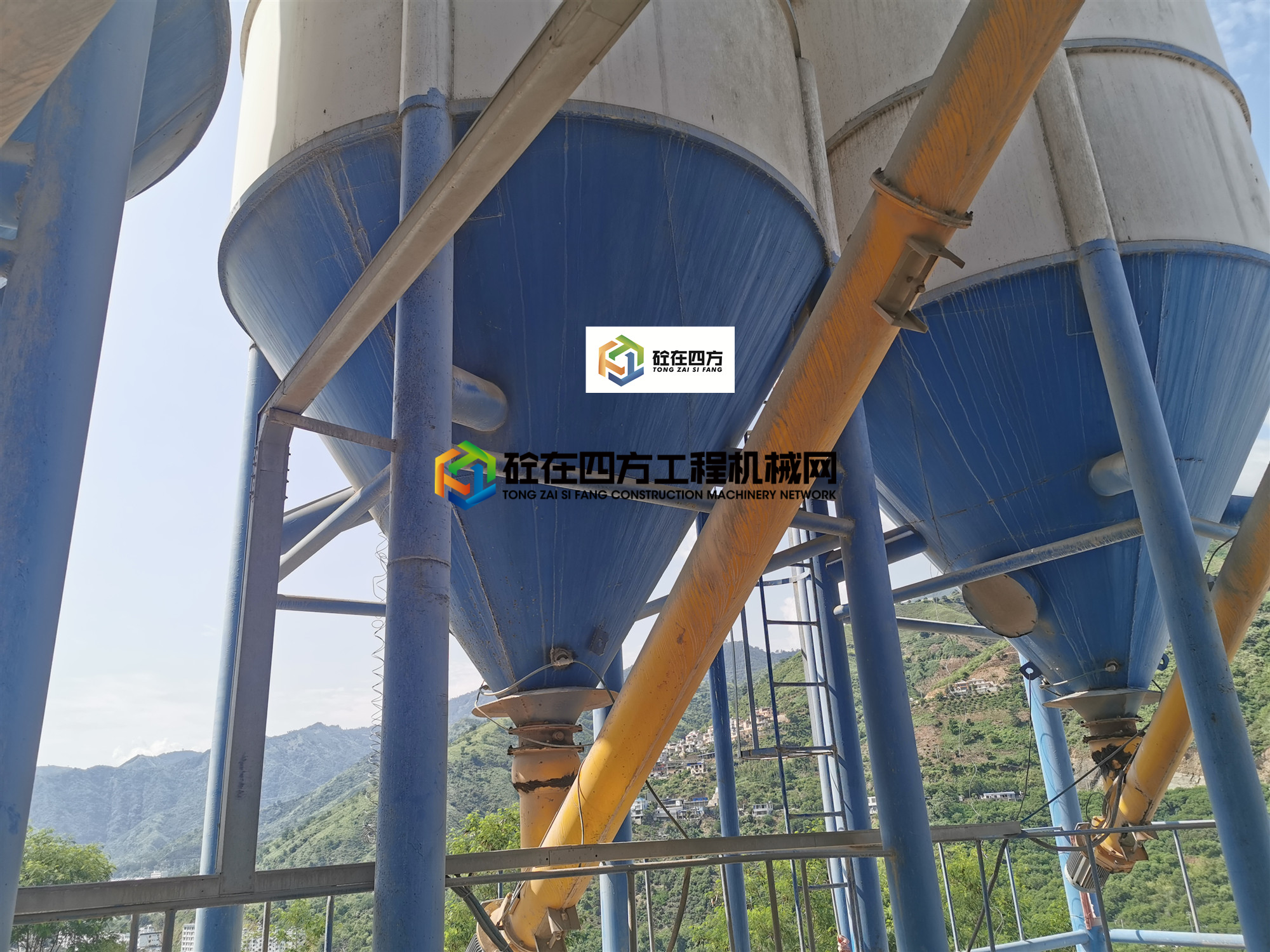 https://images.tongzsf.com/tong/truck_machine/20210731/161050082e6bad.jpg