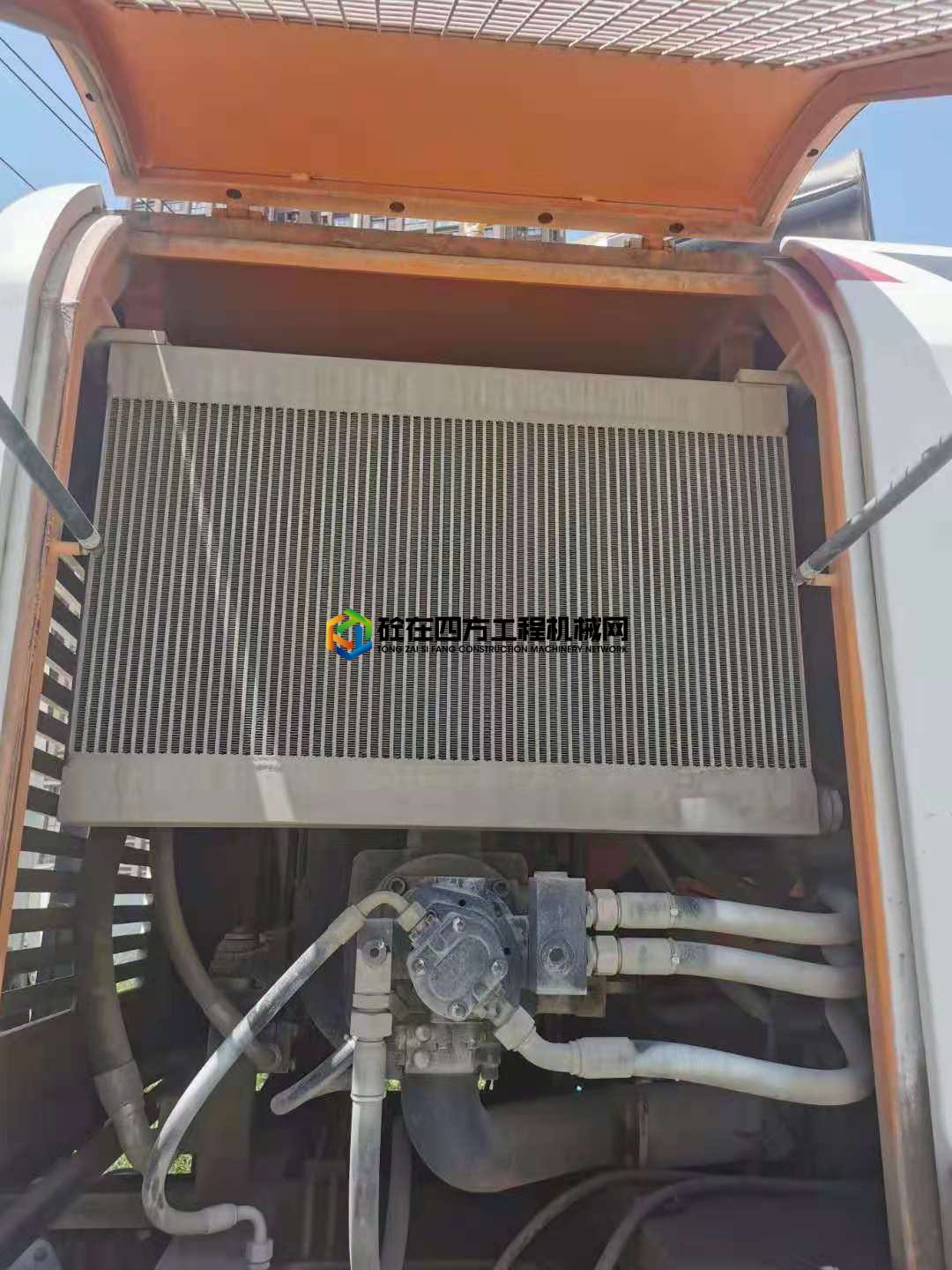 https://images.tongzsf.com/tong/truck_machine/20210802/16107b8ad1cf31.jpg
