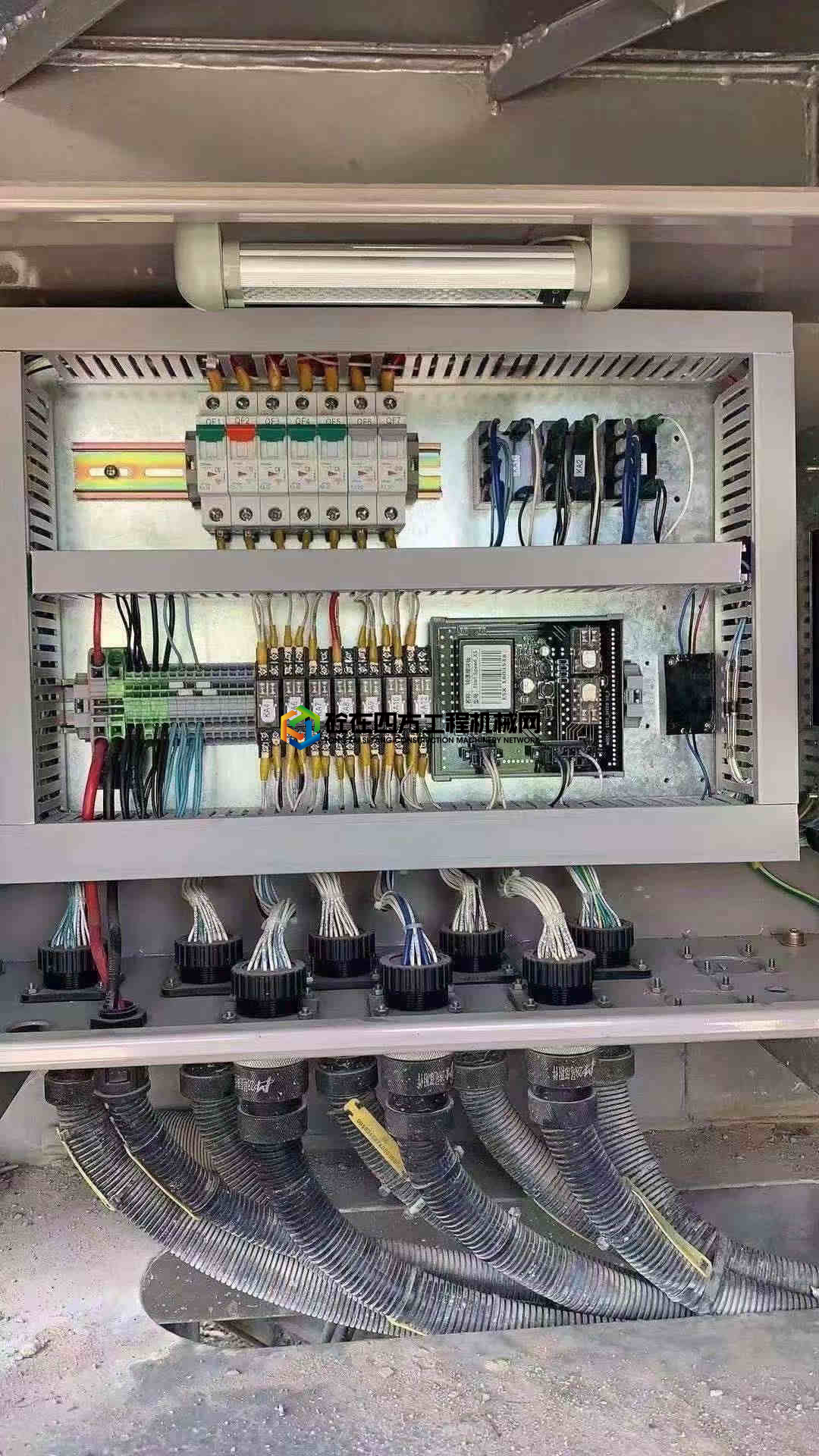 https://images.tongzsf.com/tong/truck_machine/20210803/161089165f3a0a.jpg