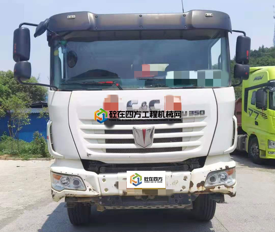 https://images.tongzsf.com/tong/truck_machine/20210803/16108df68221d4.jpg