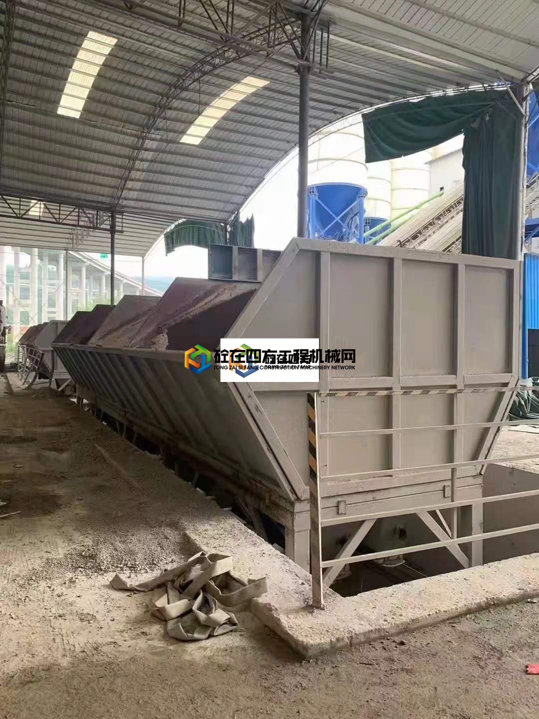 https://images.tongzsf.com/tong/truck_machine/20210804/16109f904b254e.jpg