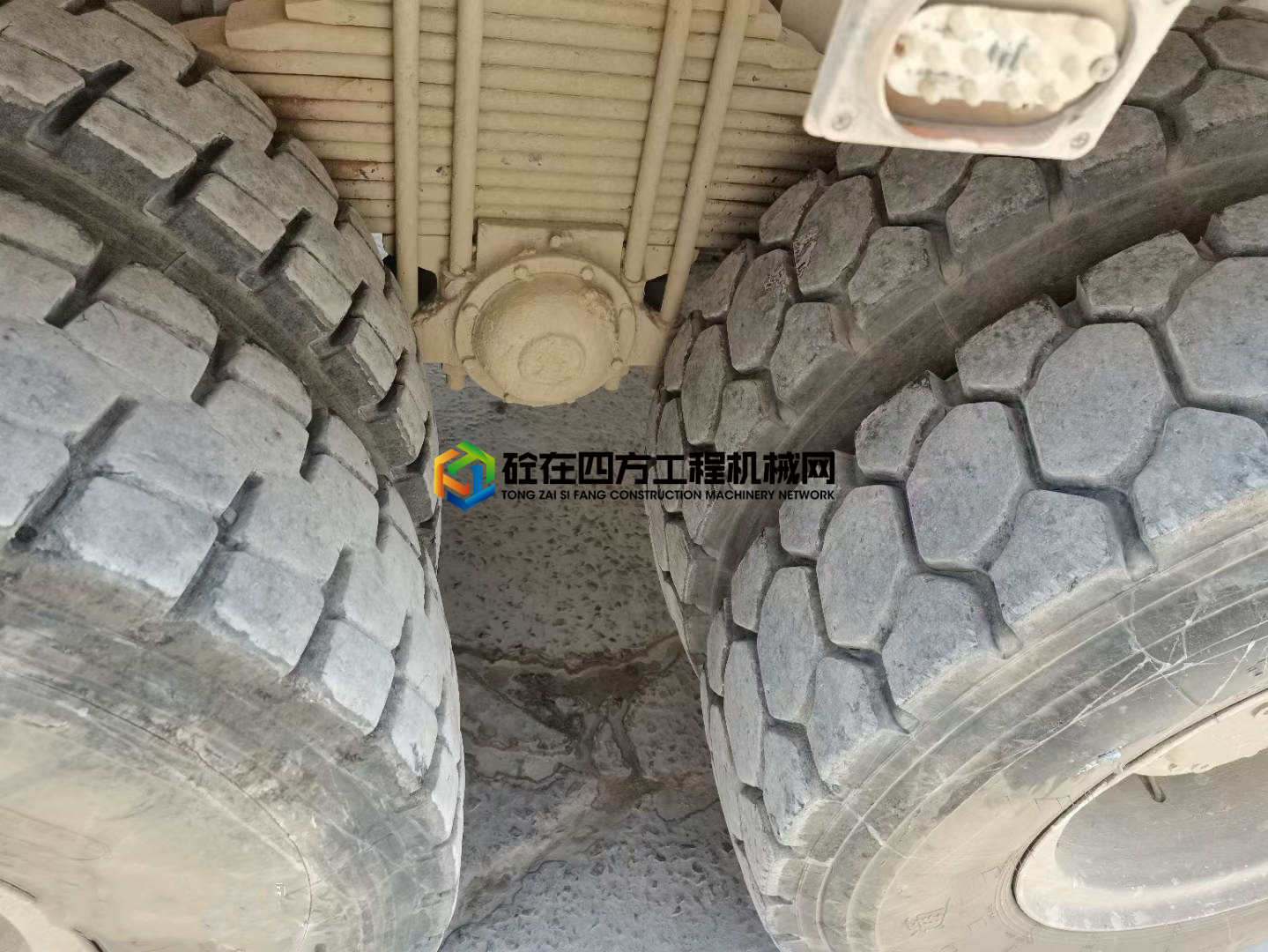 https://images.tongzsf.com/tong/truck_machine/20210805/1610b44b55a99c.jpg