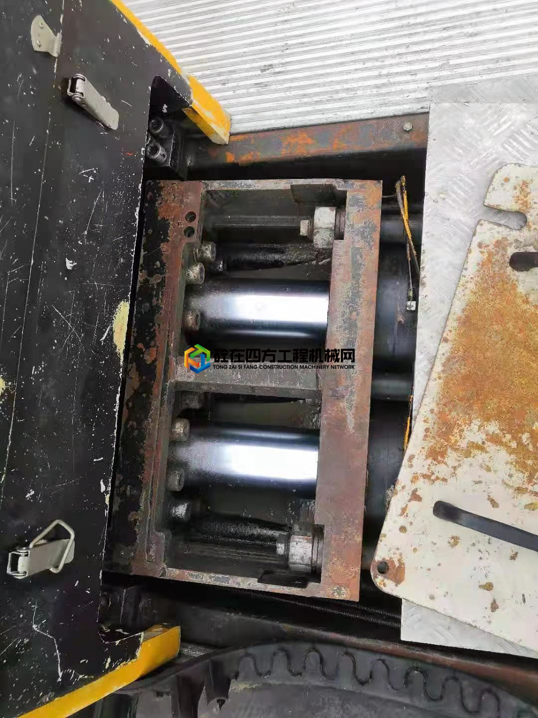 https://images.tongzsf.com/tong/truck_machine/20210805/1610b56403b931.jpg