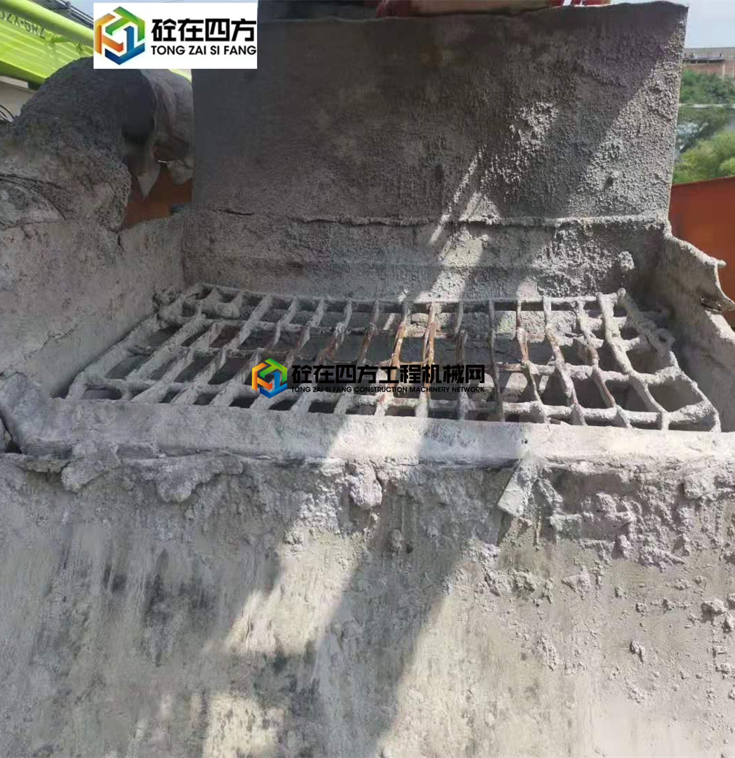 https://images.tongzsf.com/tong/truck_machine/20210805/1610b830f13249.jpg