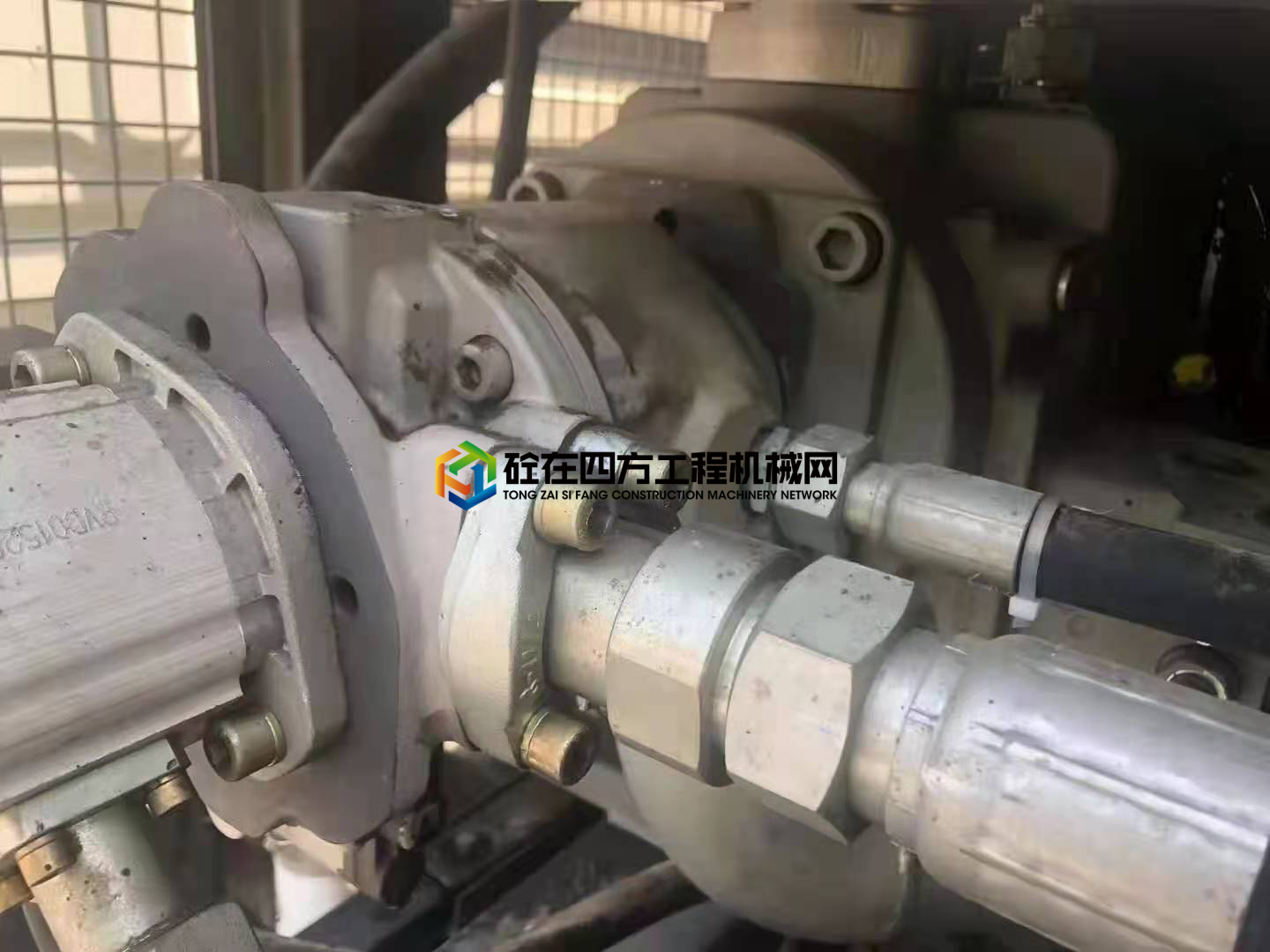https://images.tongzsf.com/tong/truck_machine/20210805/1610ba48143157.jpg