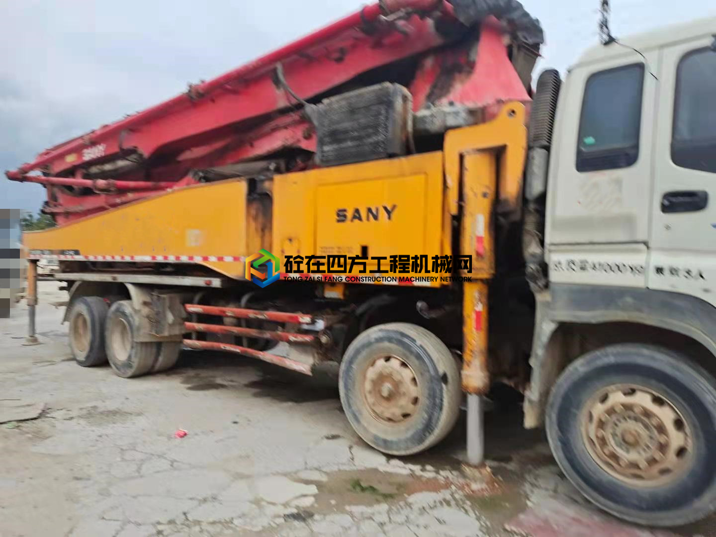 https://images.tongzsf.com/tong/truck_machine/20210806/1610cac46f17cd.jpg