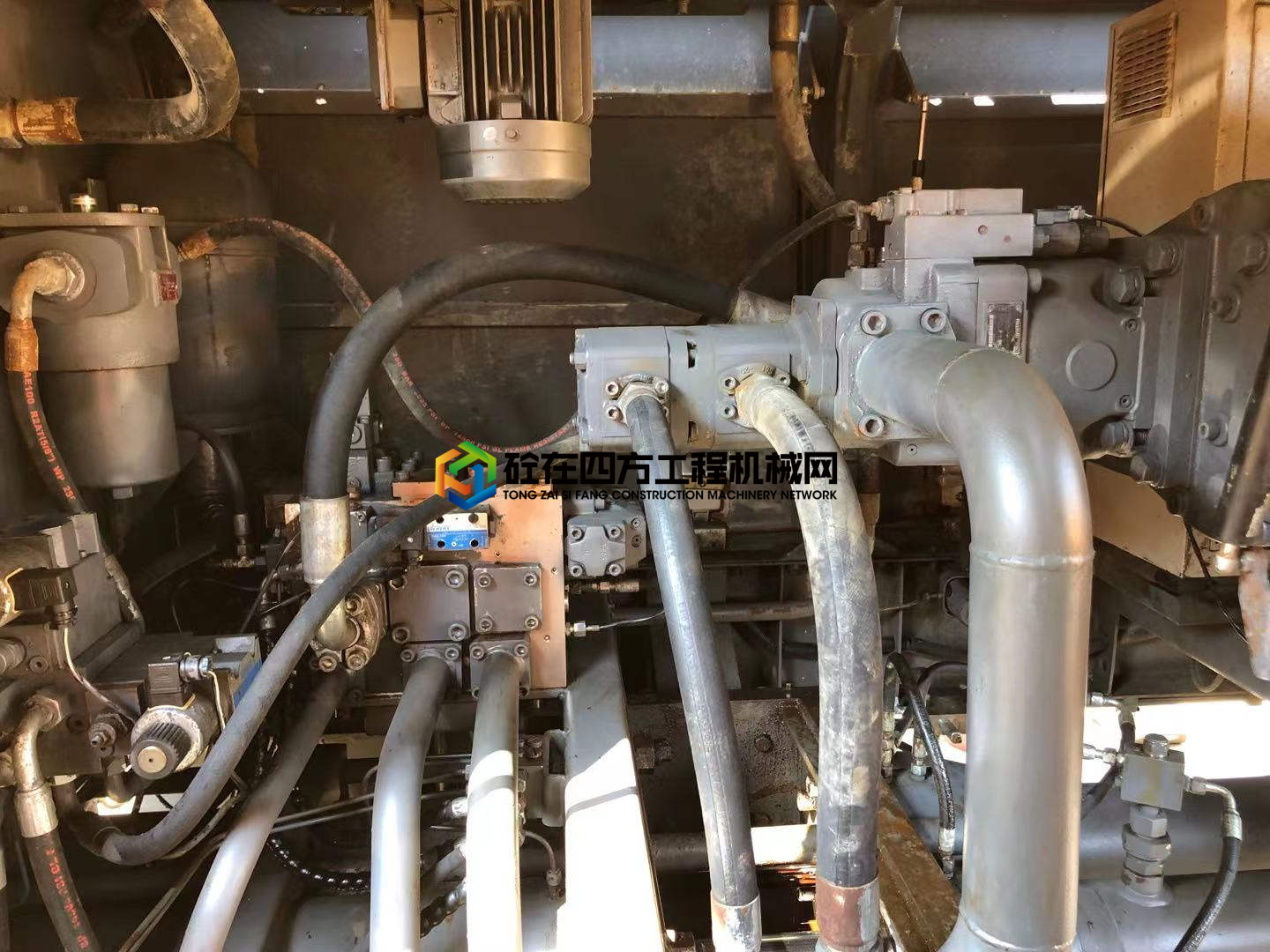 https://images.tongzsf.com/tong/truck_machine/20210807/1610dfc7c84c65.jpg
