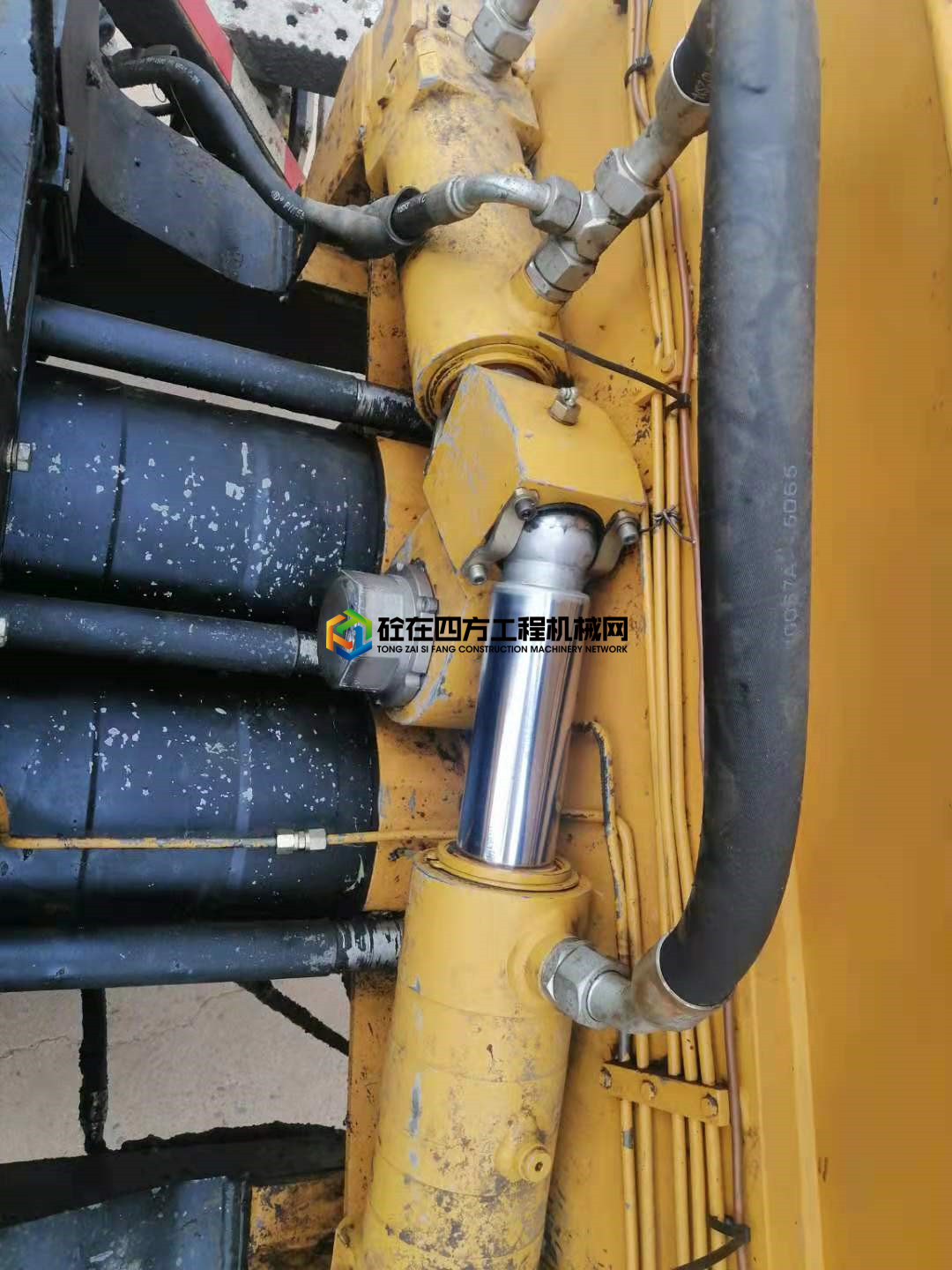 https://images.tongzsf.com/tong/truck_machine/20210807/1610e3b8be7a13.jpg