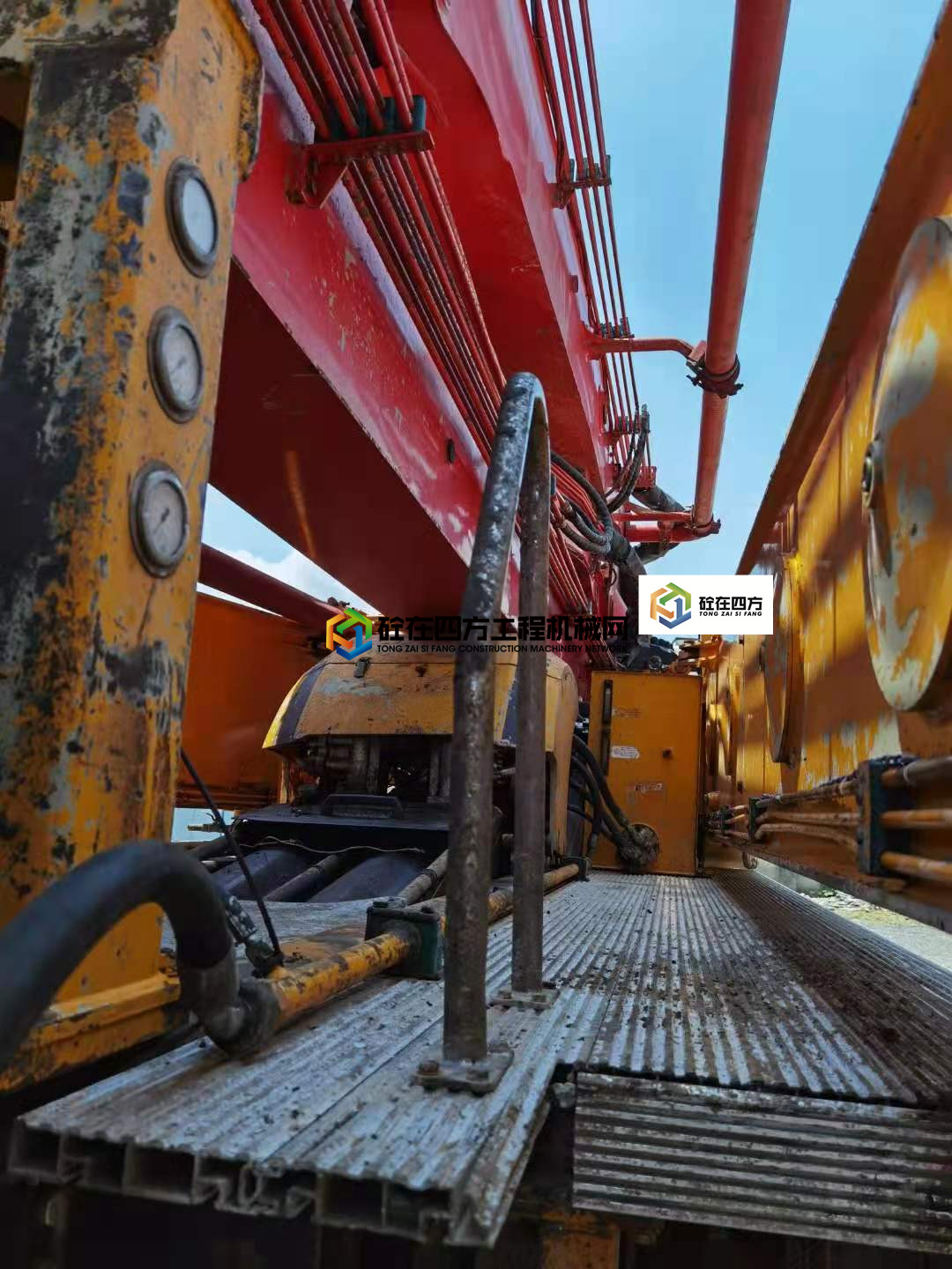 https://images.tongzsf.com/tong/truck_machine/20210807/1610e420a83d66.jpg