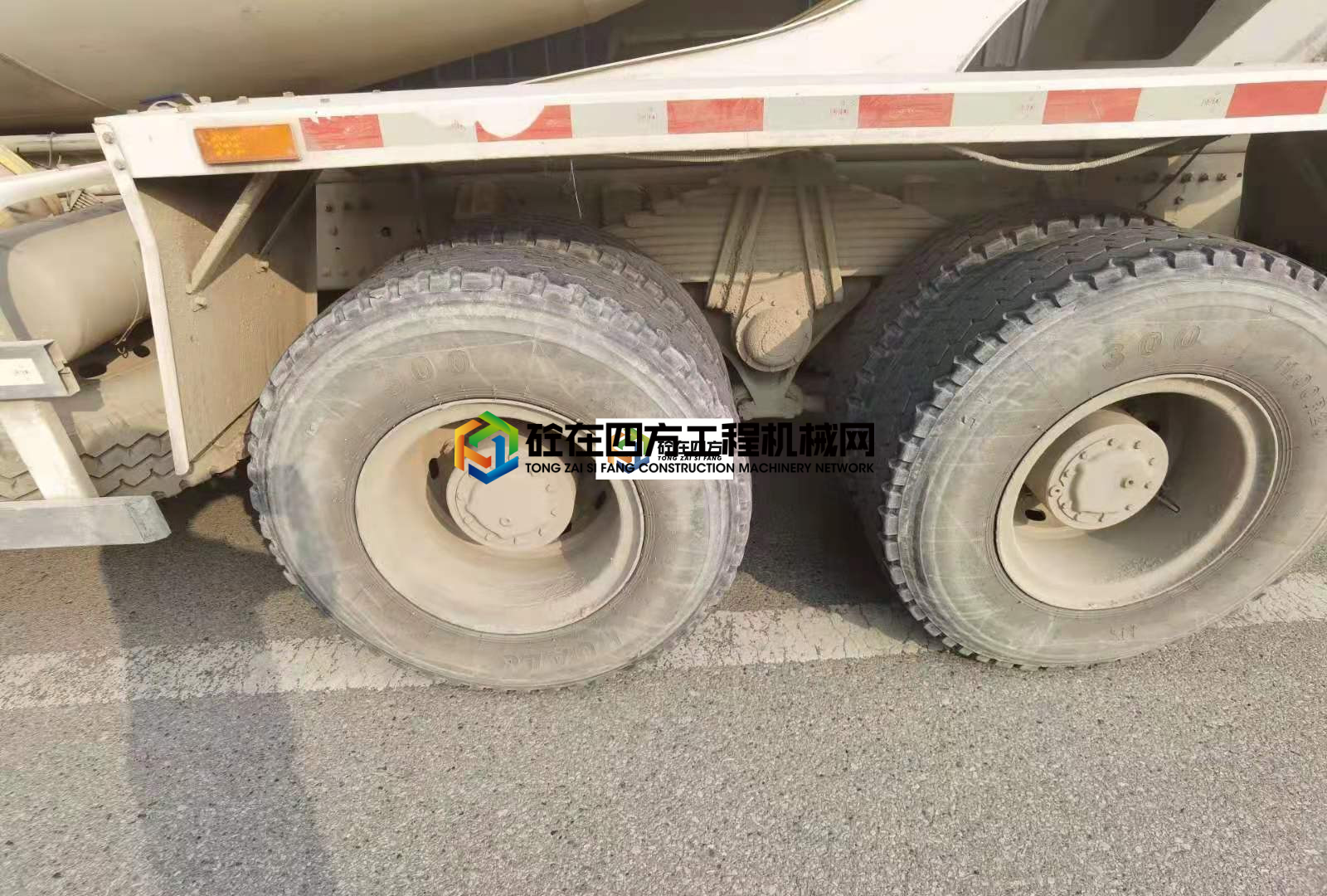 https://images.tongzsf.com/tong/truck_machine/20210807/1610e48697cdd9.jpg