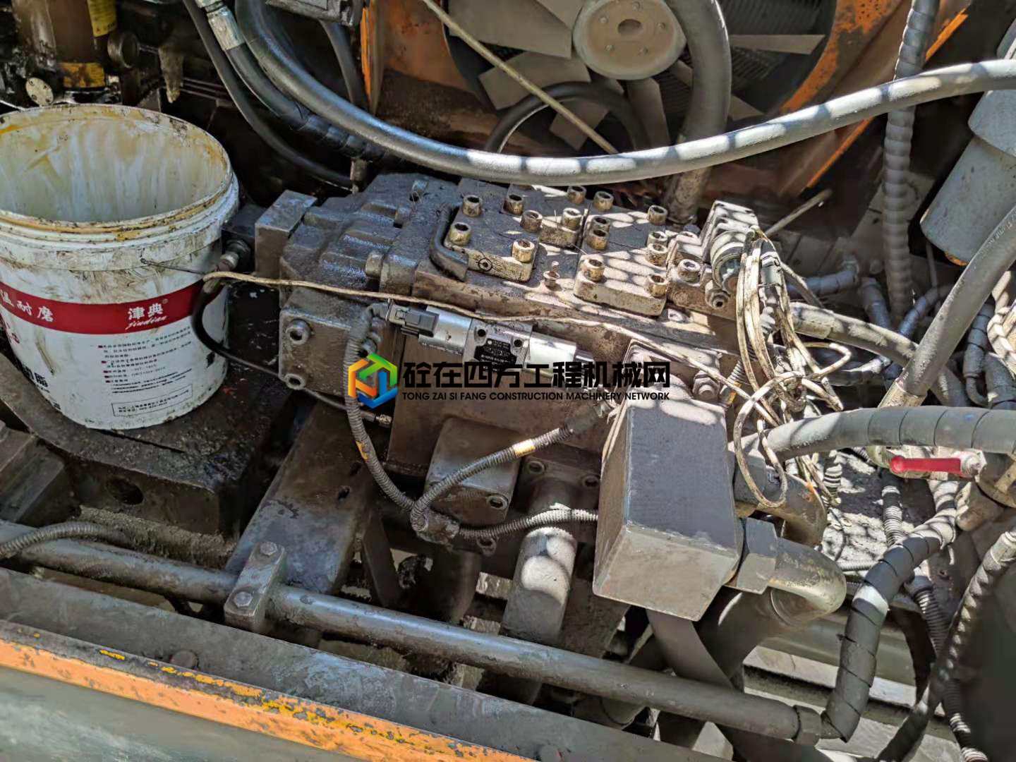https://images.tongzsf.com/tong/truck_machine/20210809/16110d5843321e.jpg