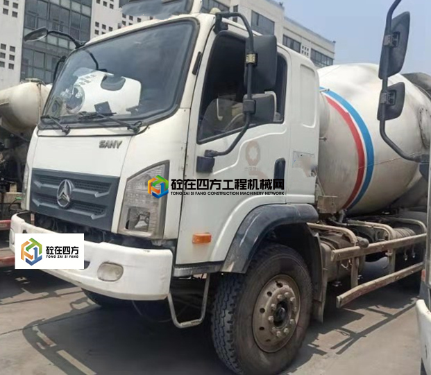https://images.tongzsf.com/tong/truck_machine/20210811/1611337ab38067.jpg