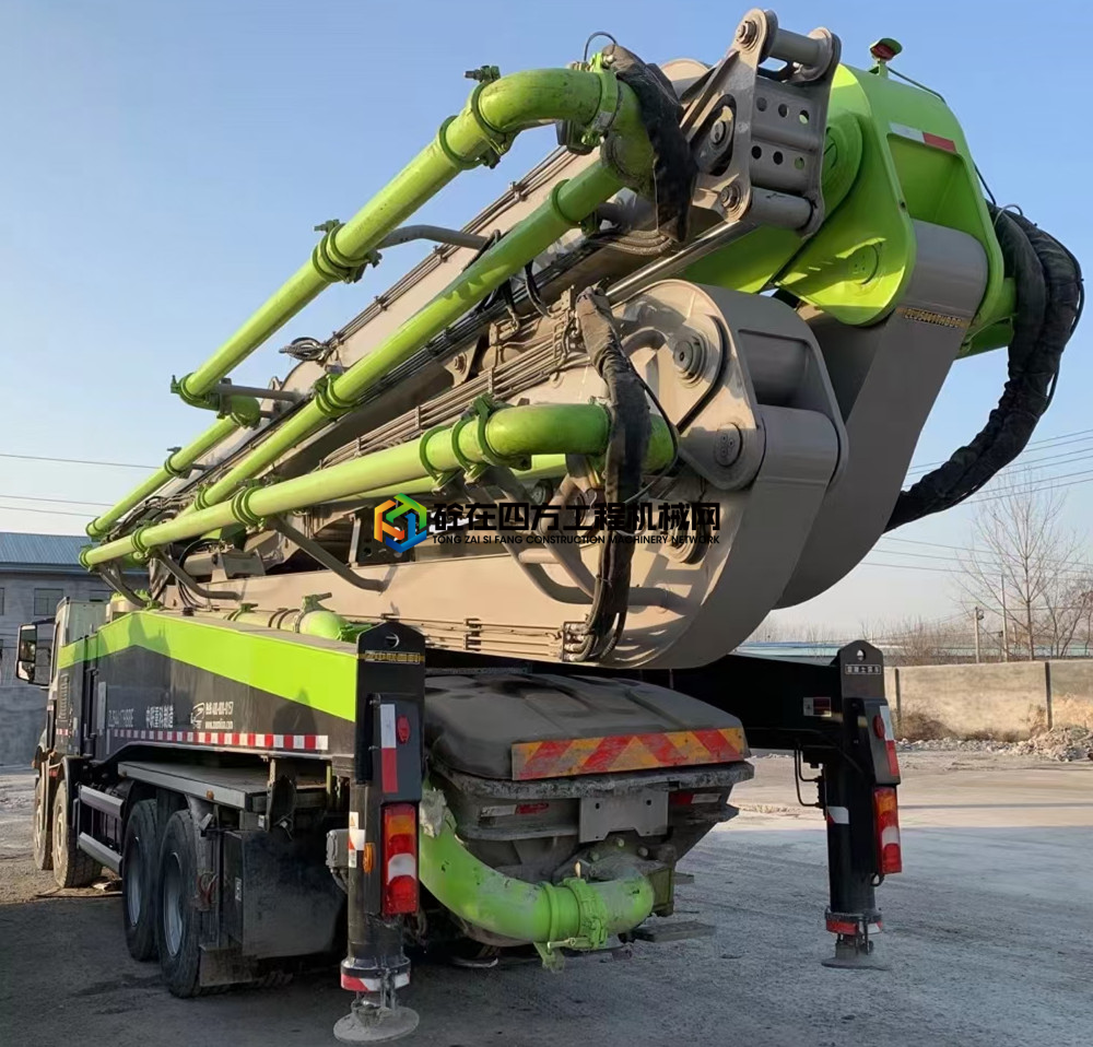 https://images.tongzsf.com/tong/truck_machine/20210811/161137e859ee9d.jpg