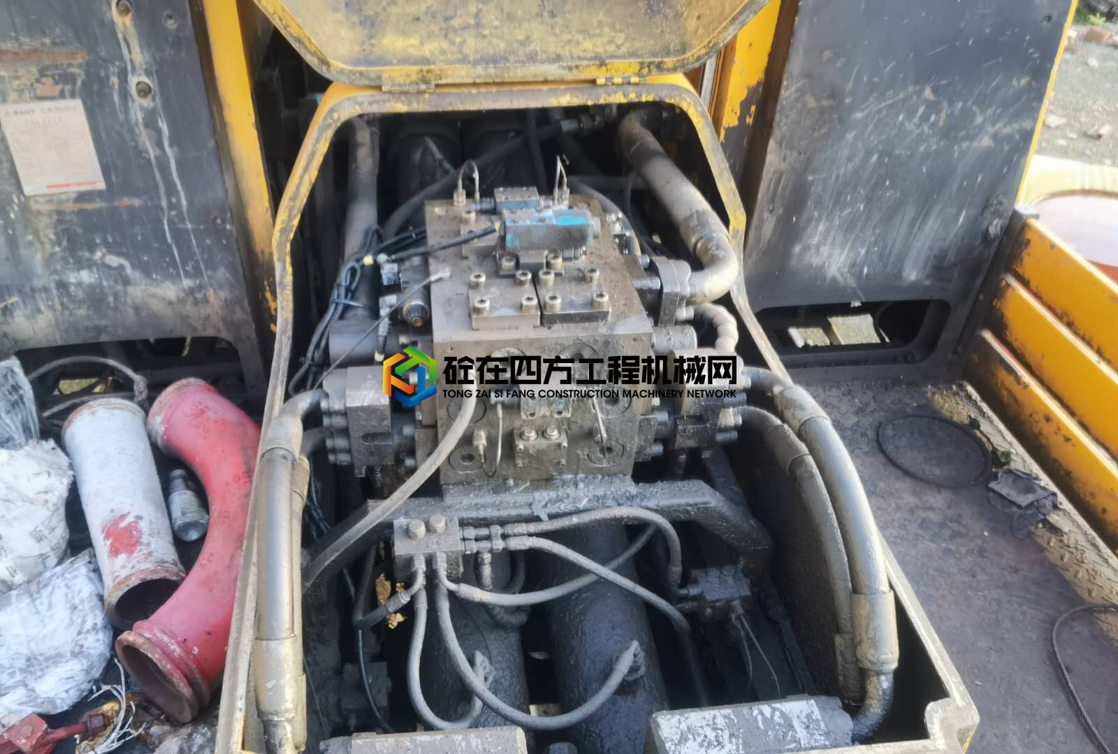 https://images.tongzsf.com/tong/truck_machine/20210812/161147a54bf7d4.jpg