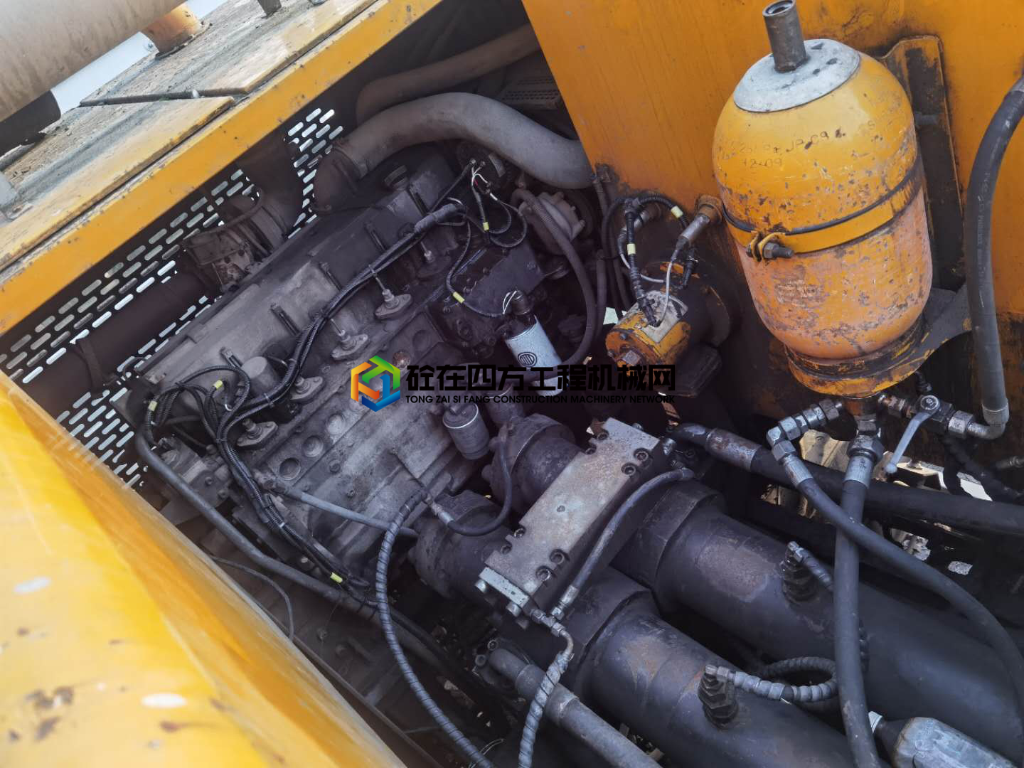 https://images.tongzsf.com/tong/truck_machine/20210812/161147a5598573.jpg