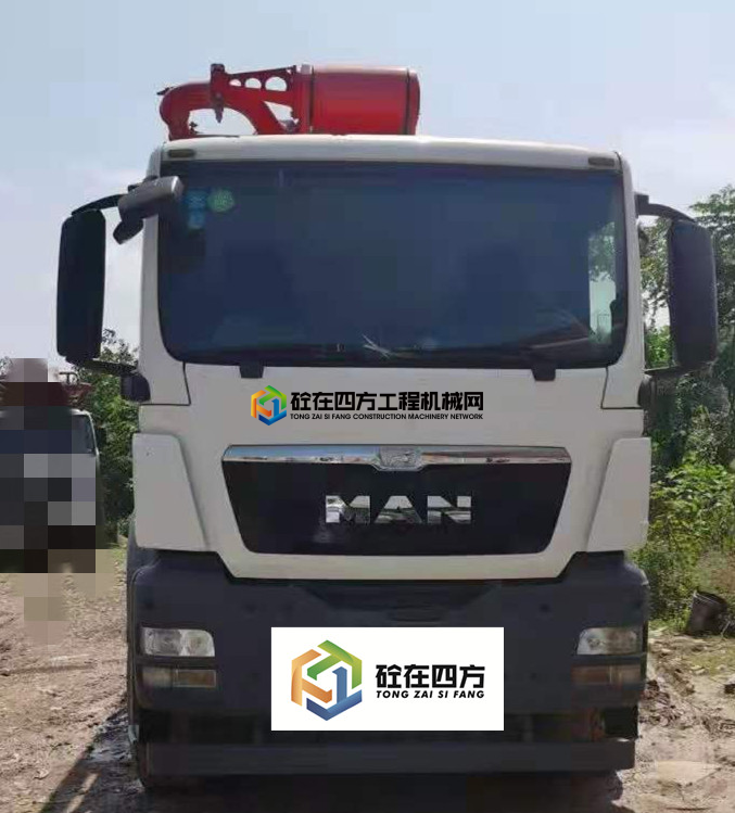 https://images.tongzsf.com/tong/truck_machine/20210812/16114d86192881.jpg