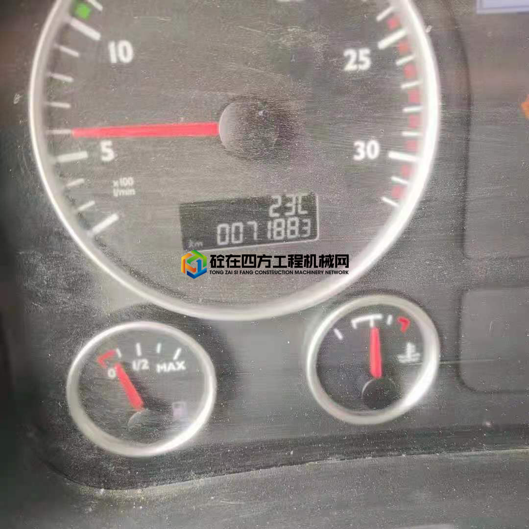 https://images.tongzsf.com/tong/truck_machine/20210812/16114d863aa257.jpg