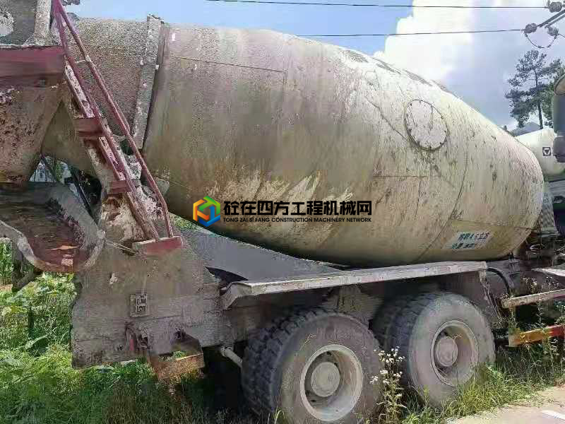 https://images.tongzsf.com/tong/truck_machine/20210814/16117b257bebd6.jpg
