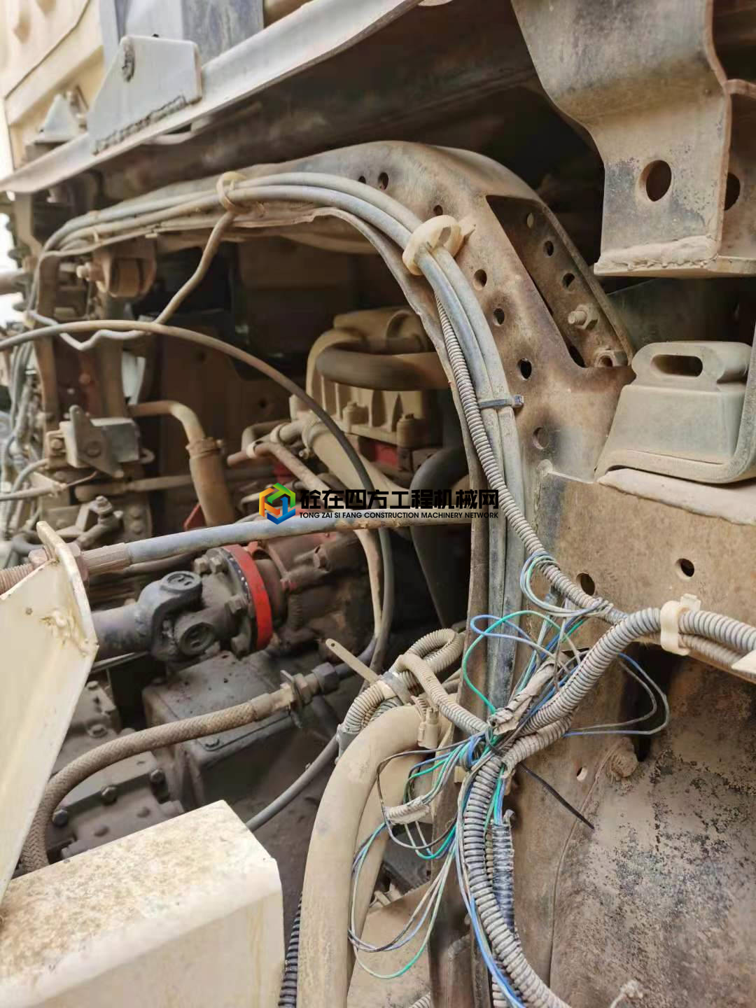 https://images.tongzsf.com/tong/truck_machine/20210816/1611a09e5a9188.jpg
